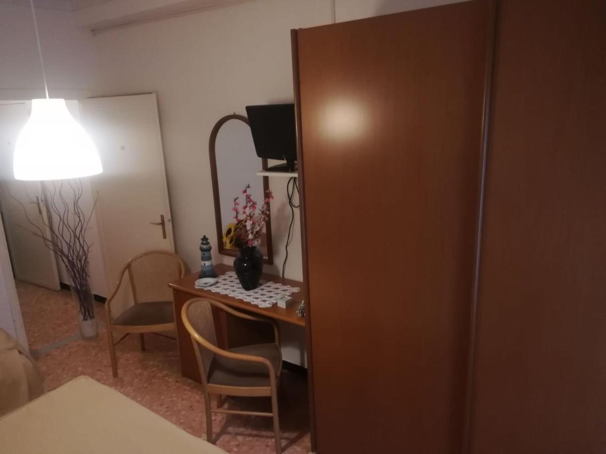 Hotel Olimpia Αλάσιο Δωμάτιο φωτογραφία